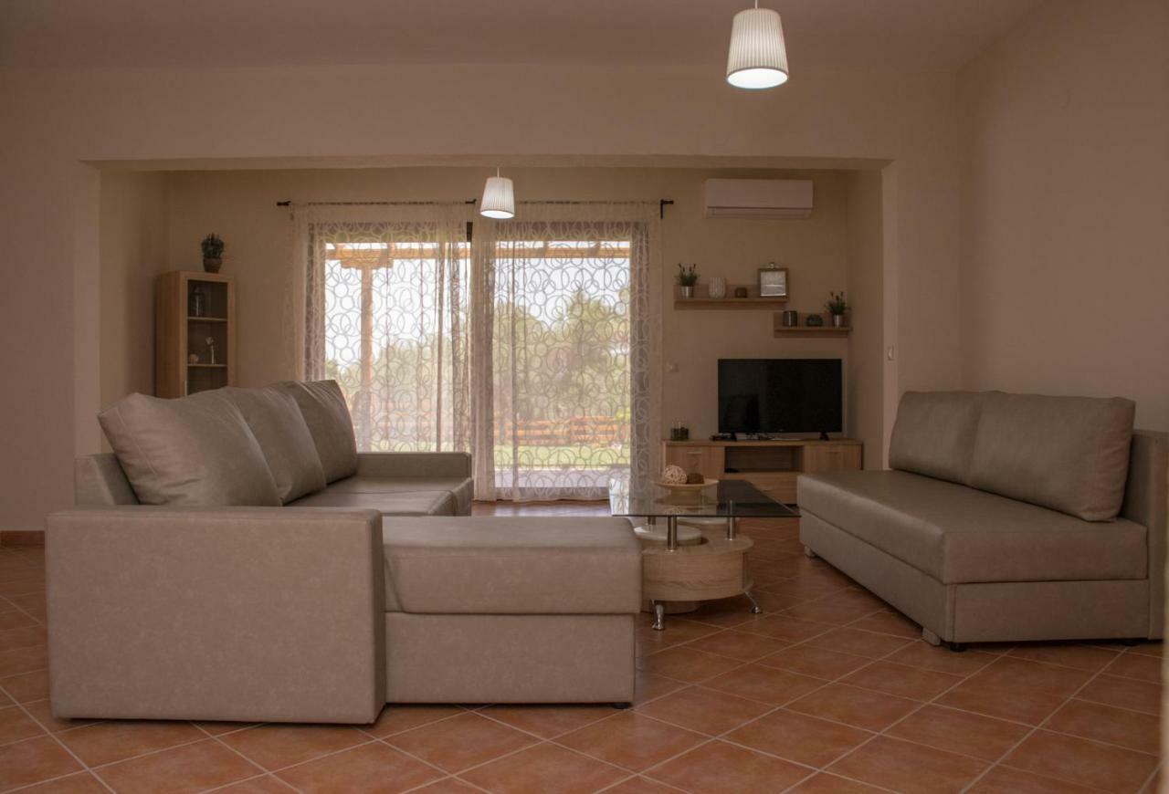 Vila Georgia Siviri Exterior photo